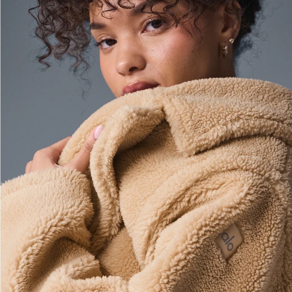 ALO Yoga Sherpa Trench